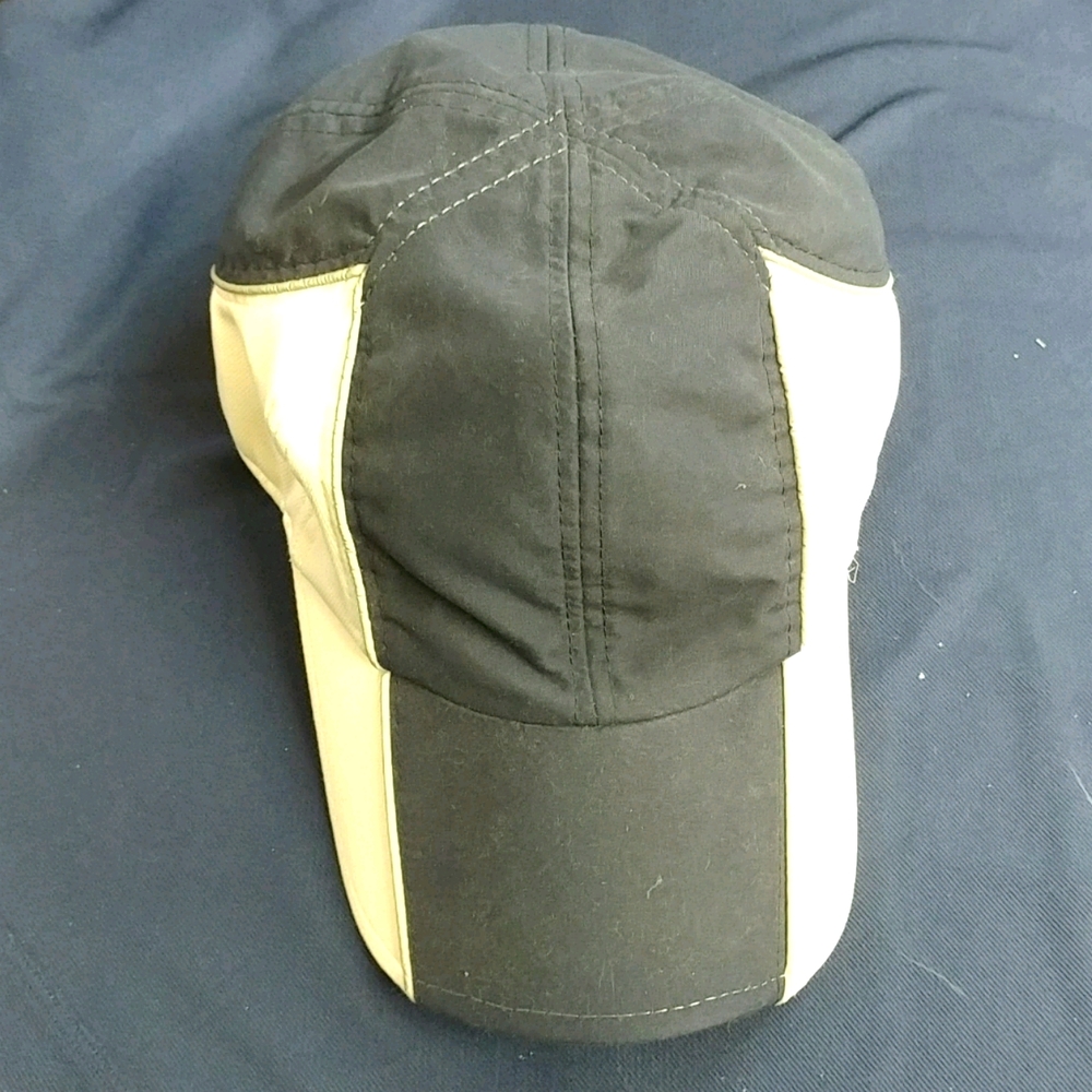 Athletic White and dark blue baseball cap